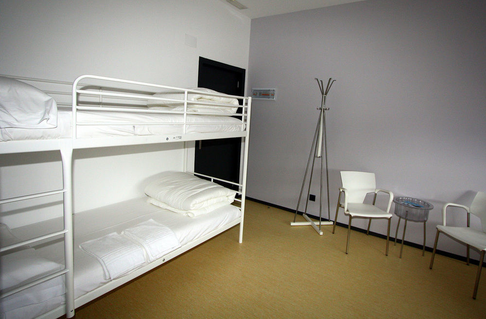 Kaps Hostel 비고 외부 사진