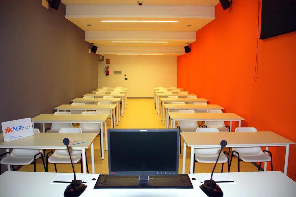 Kaps Hostel 비고 외부 사진