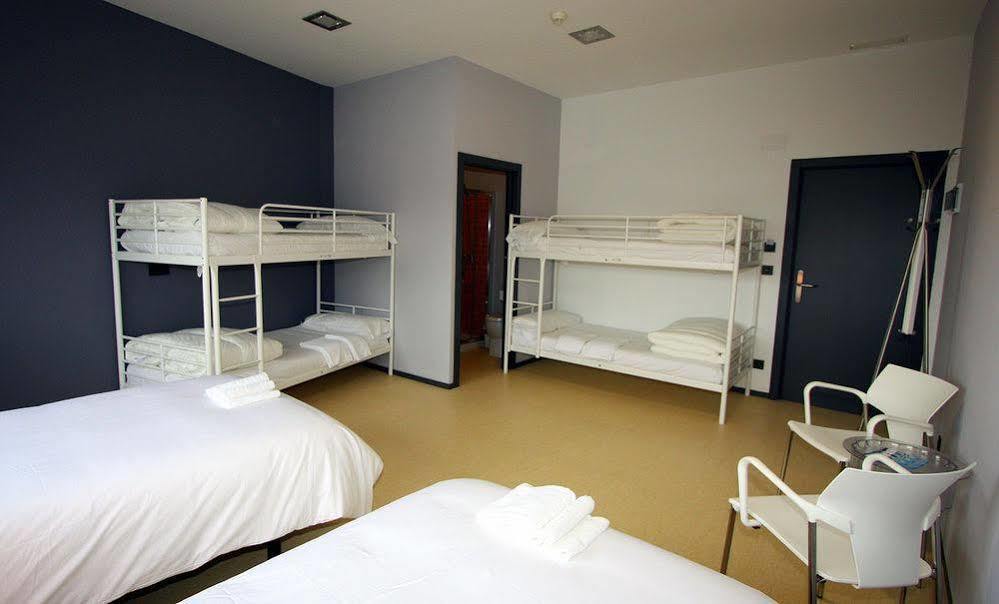 Kaps Hostel 비고 외부 사진